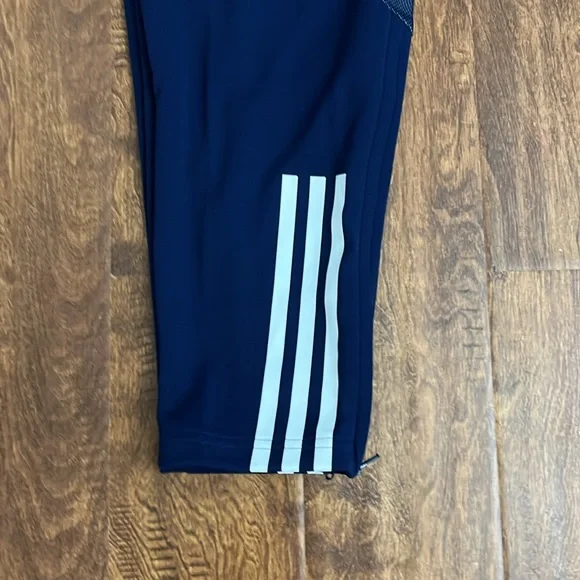 Adidas TIRO23 Training Joggers Size XL - Picture 4 of 17